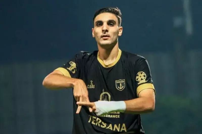 من "الرابونا" إلى المحترفين.. تهامي الشافعي يقص شريط توهجه مع الترسانة (فيديو)